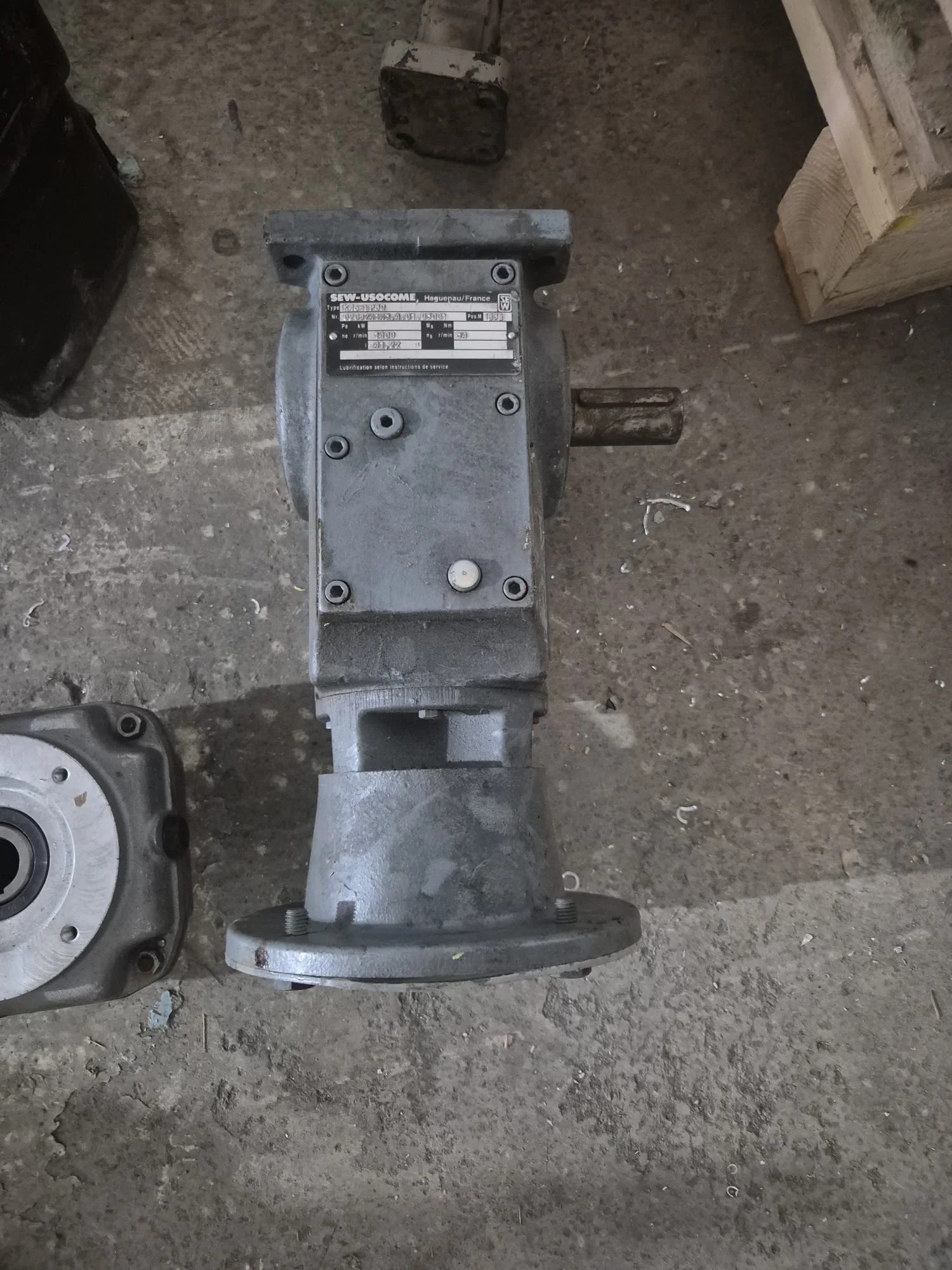 Reductor unghiular SEW-USOCOME K53 LPOO, stare bună - 1/1